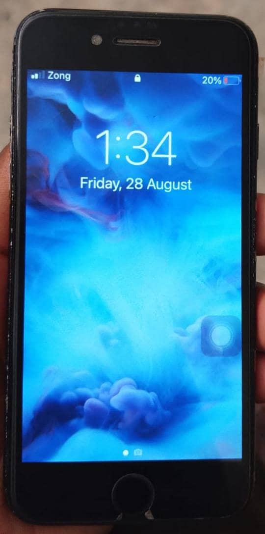 Apple iPhone 7 1