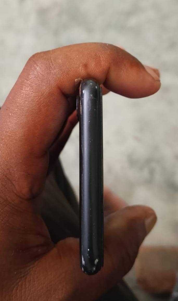 Apple iPhone 7 6