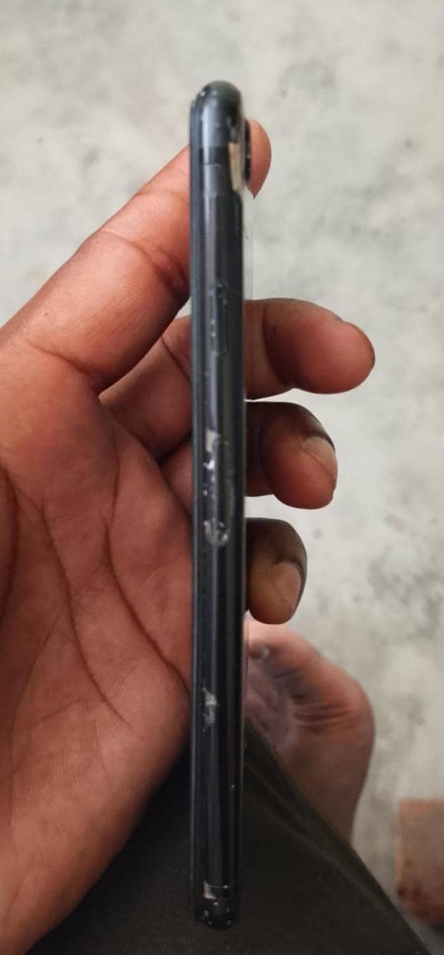 Apple iPhone 7 7