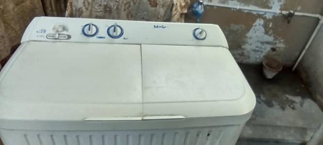 HIER WASHING MACHIN & DRYER