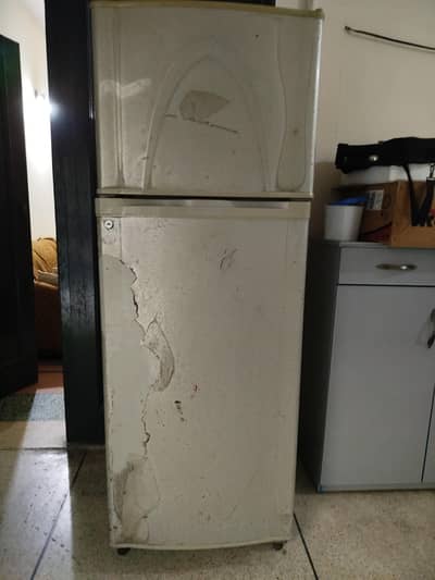 dawlance fridge
