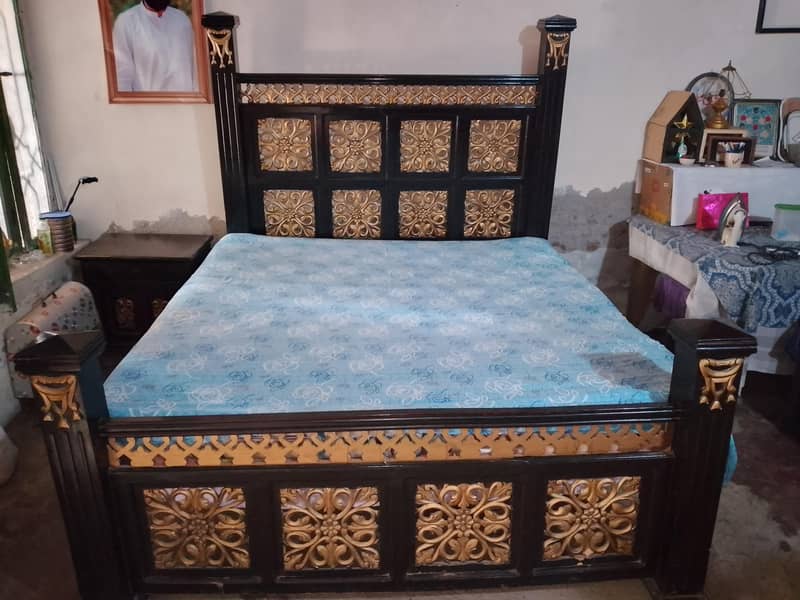 Chinioti Bed 1