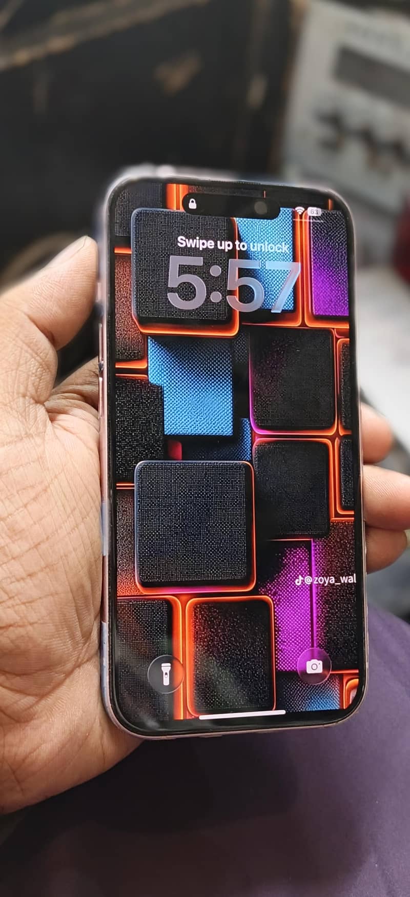 Apple iPhone 15 3