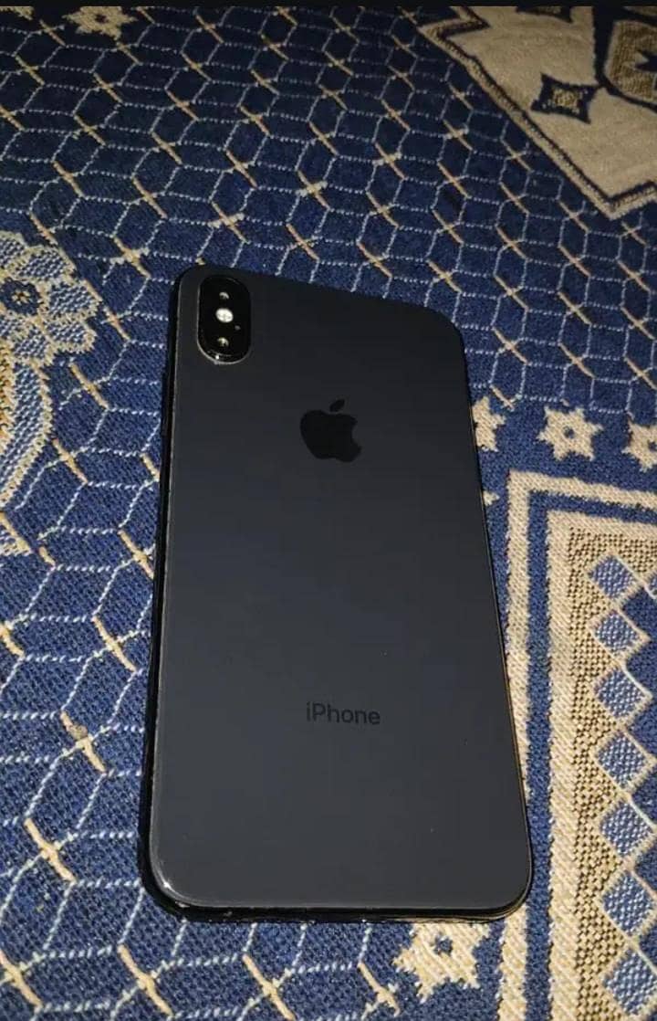 Apple iPhone X 5