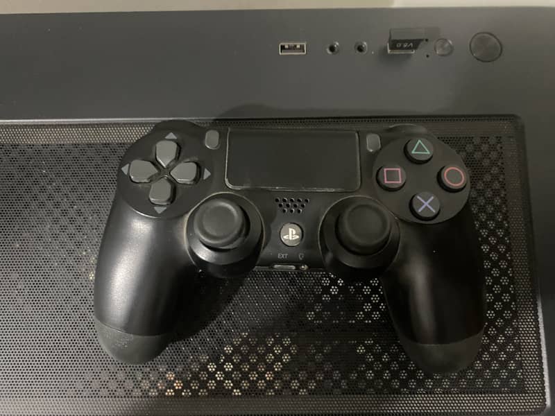 PS4 Controller 0