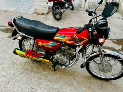 Honda CG 125 Model 2026 | 9300 KM | FIrst Owner Bike | Lahore Register