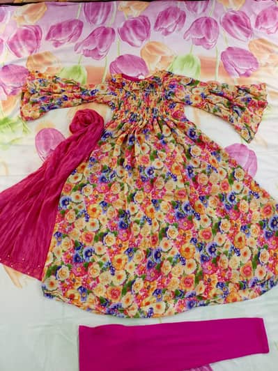 Beautiful Floral 3-Piece Suit for Sale