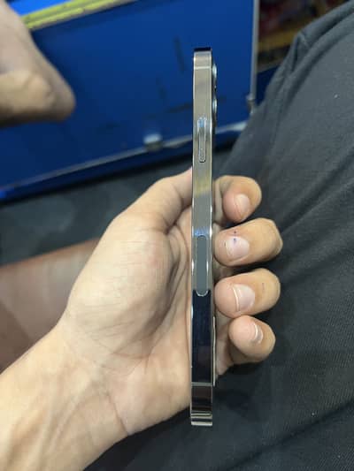 Apple iPhone 12 Pro