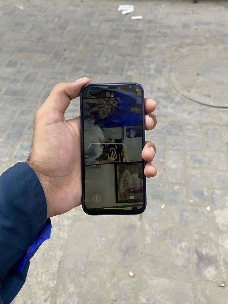 Apple iPhone 12 mini 3