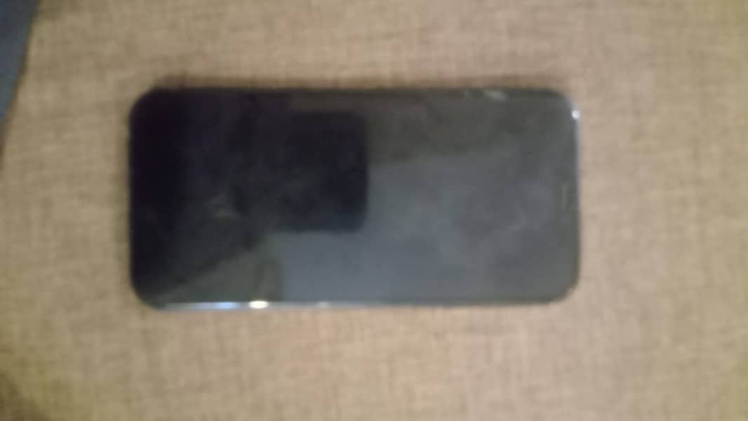 Apple iPhone 12 1