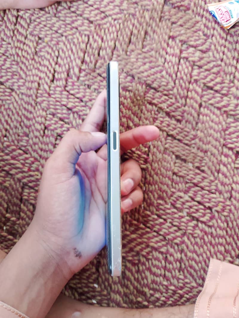 OPPO A57 2