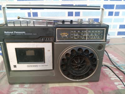 Radio taperecorder National Panasonic 3 bands