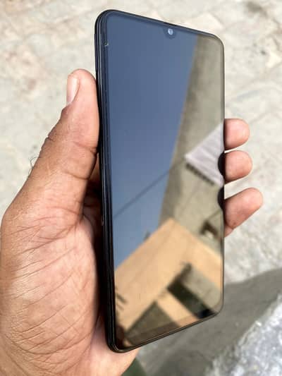 SAMSUNG A30