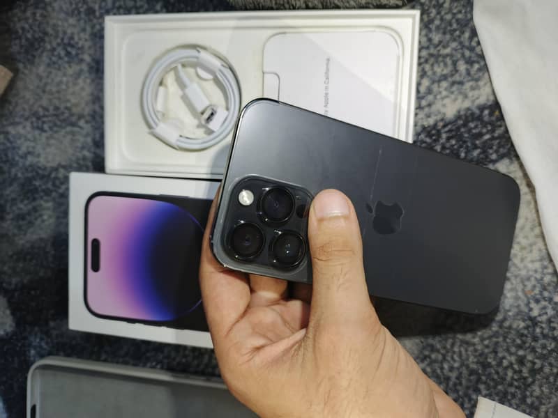 Apple iPhone 14 Pro Max 5