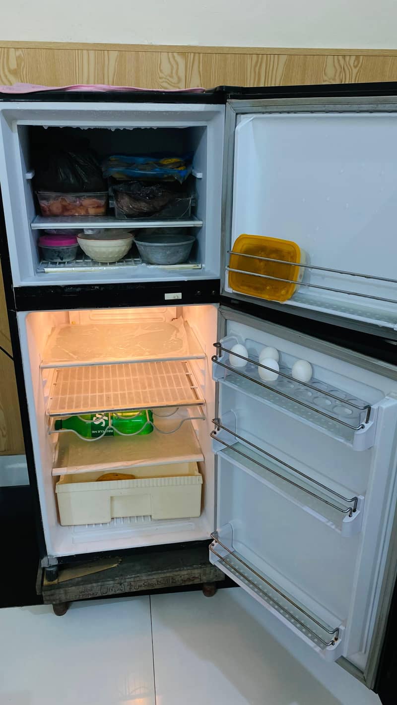 Fridge medium size 3