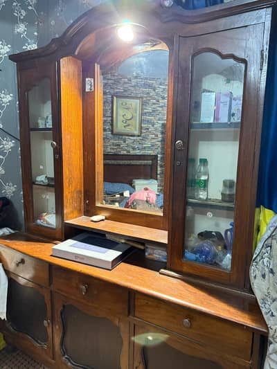 Dressing Table ( Chinioti Furniture )