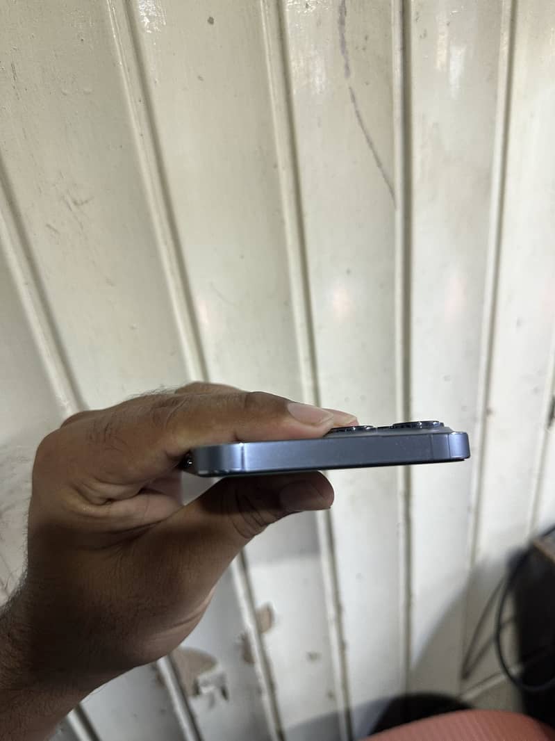 Apple iPhone 13 Pro Max 1