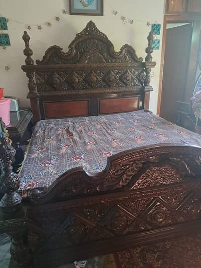 Chinioti Bed Available for Selling