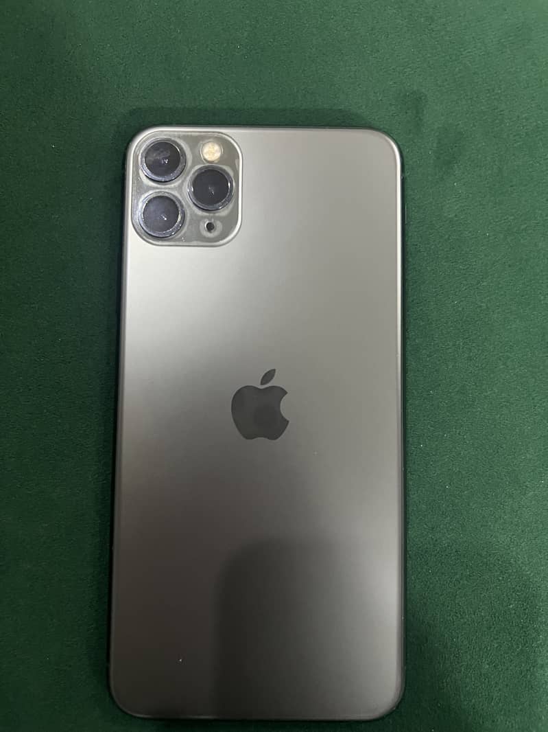 Apple iPhone 11 Pro Max 6