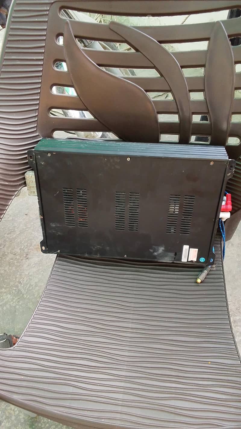 amplifier and speaker 1