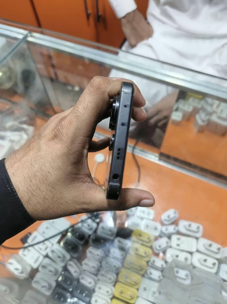 Xiaomi Redmi note 13 4
