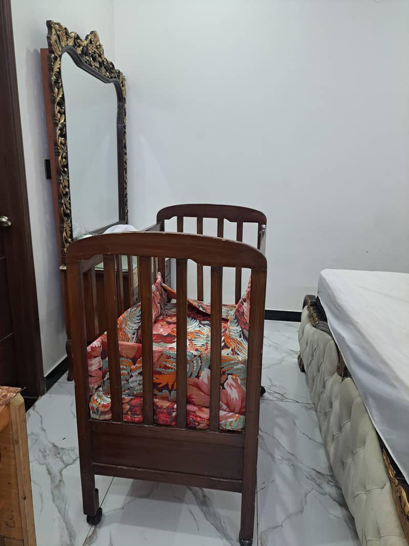 Baby Cot 1