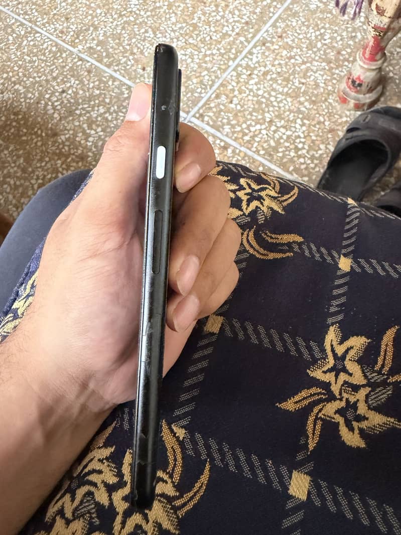 Google Pixel 4a 5G 4