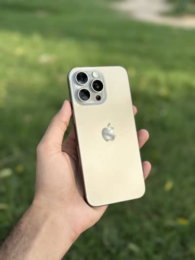 Apple iPhone 15 Pro Max
