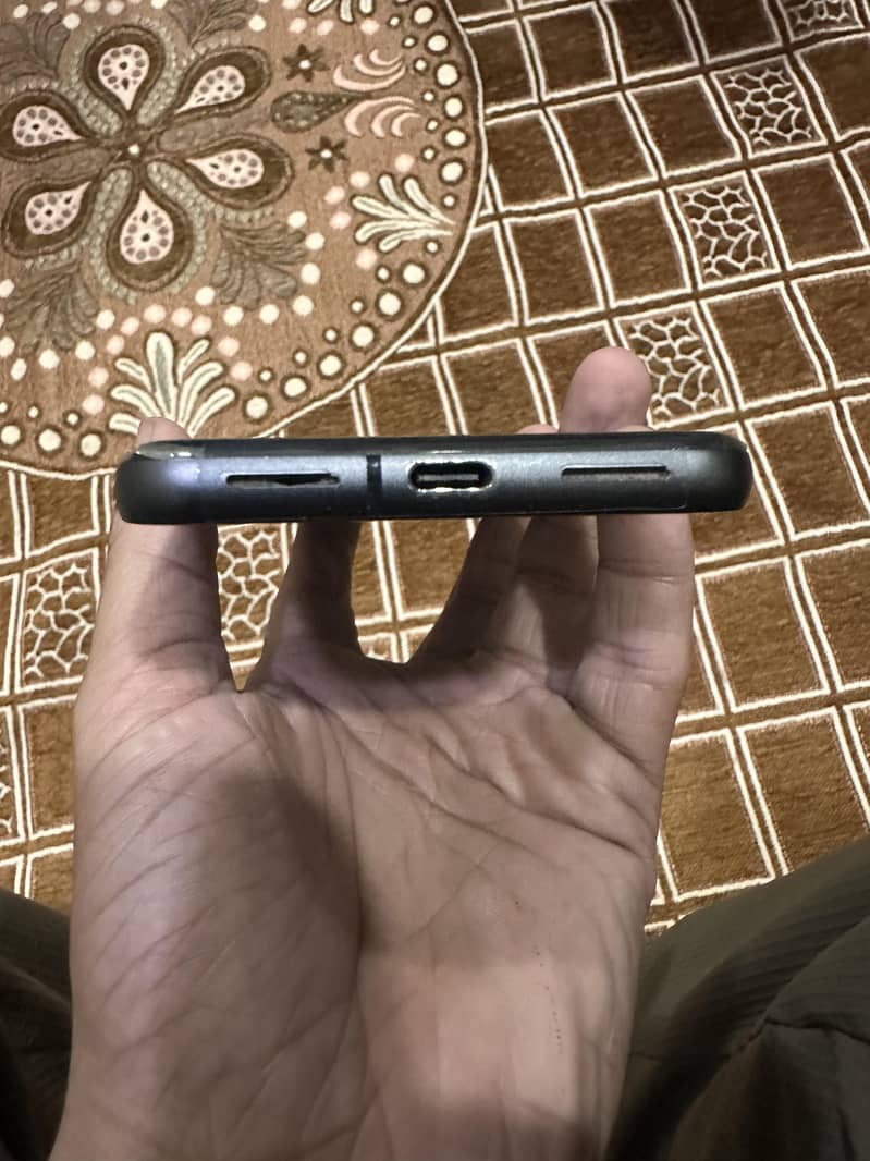 Google Pixel 8 2