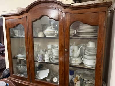Showcase ( Chinioti Furniture )