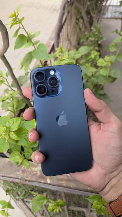 iPhone 15 Pro Max – Blue Titanium