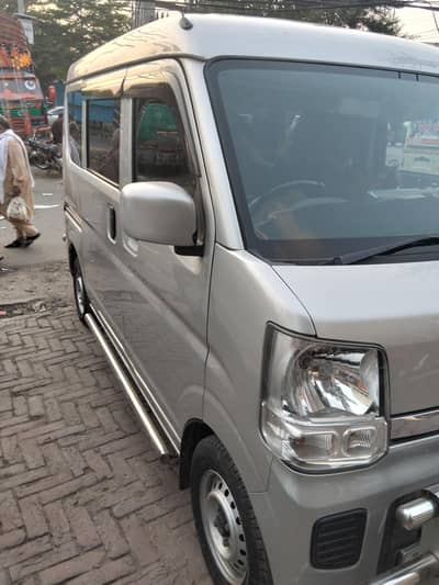Nissan Clipper 2025