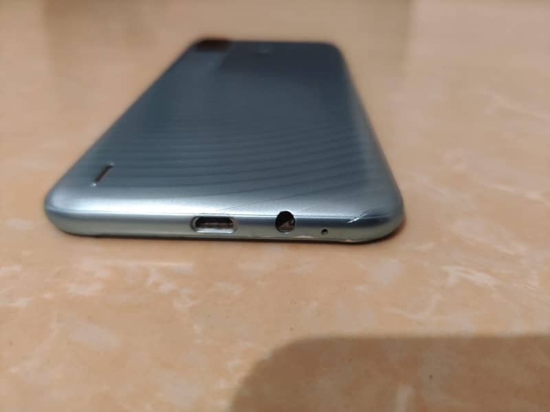 Tecno Spark 6 0