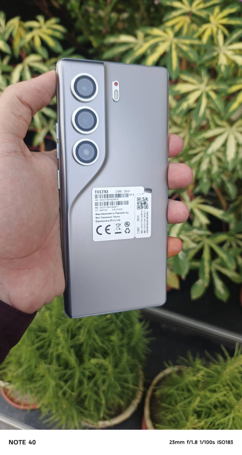 Tecno CAMON 40 Pro 0