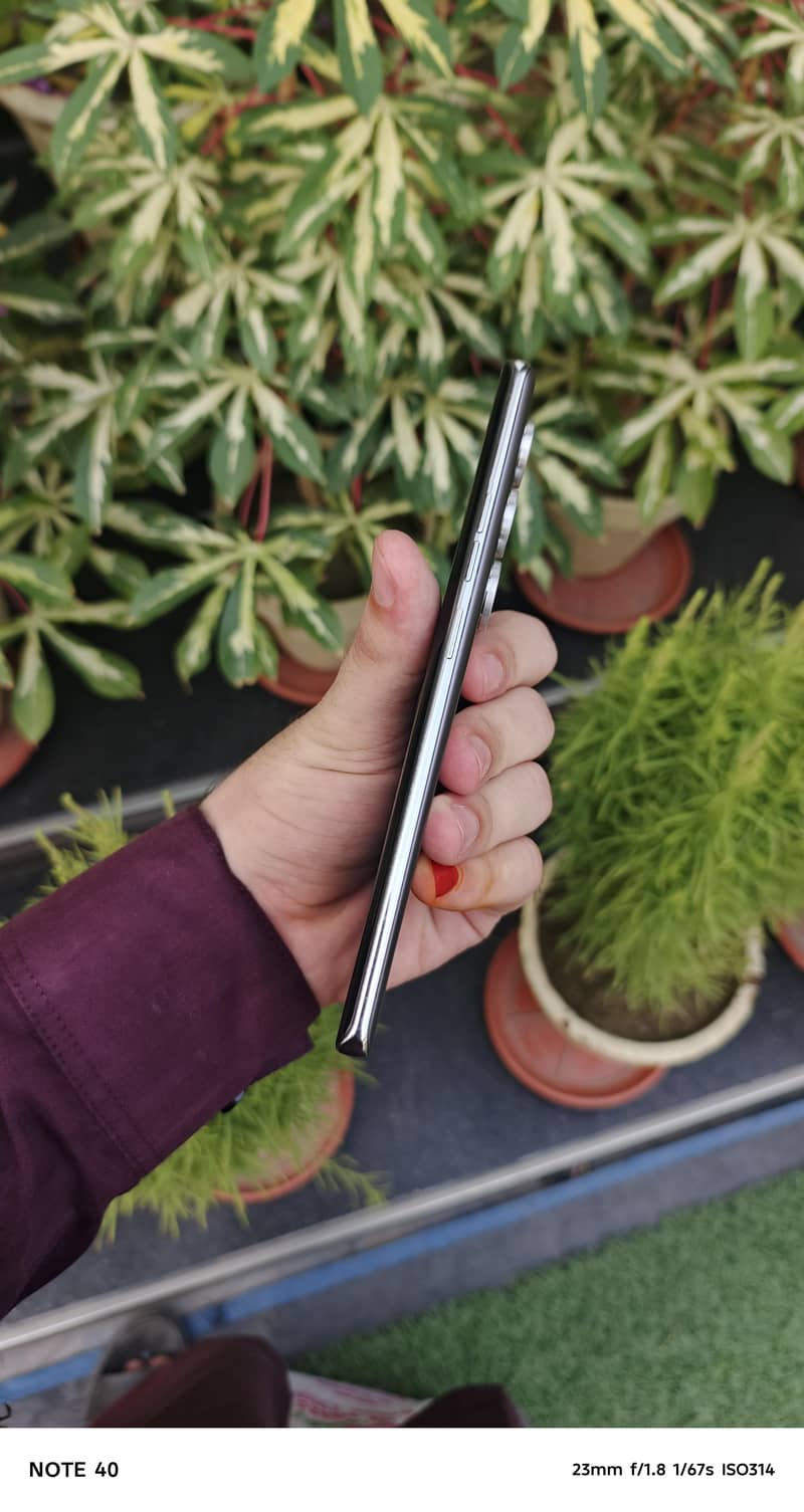 Tecno CAMON 40 Pro 6