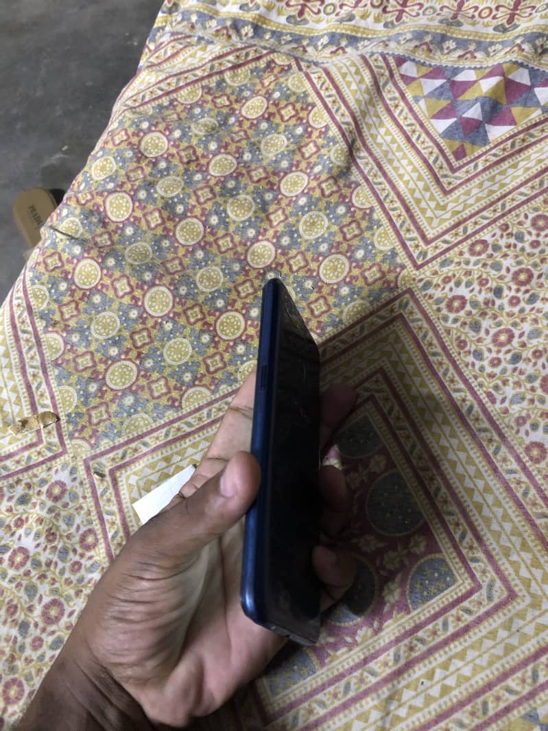 OPPO A7 2