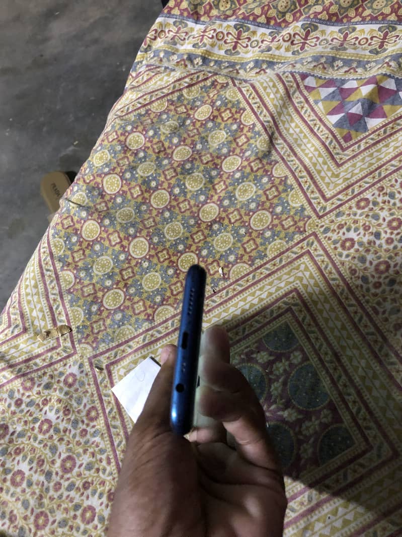 OPPO A7 5