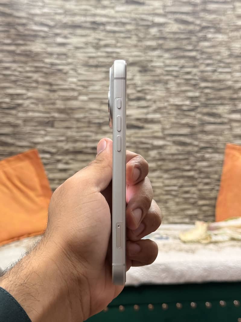 Apple iPhone 17 Pro Max 5