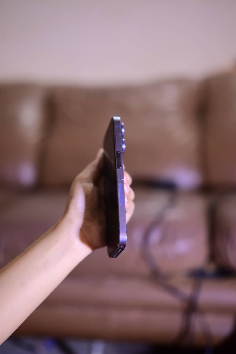 Apple iPhone 14 Pro 2