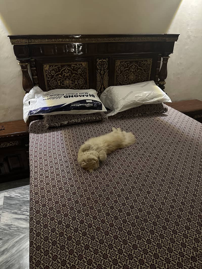 Solid sheesham wood bed set complete 5