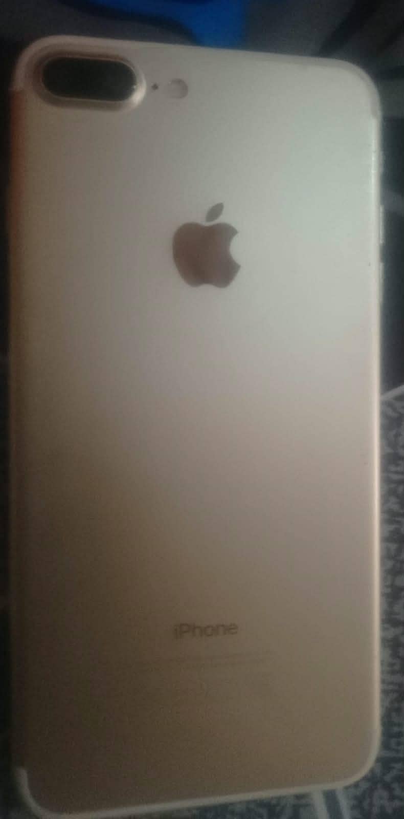 Apple iPhone 7 Plus 1