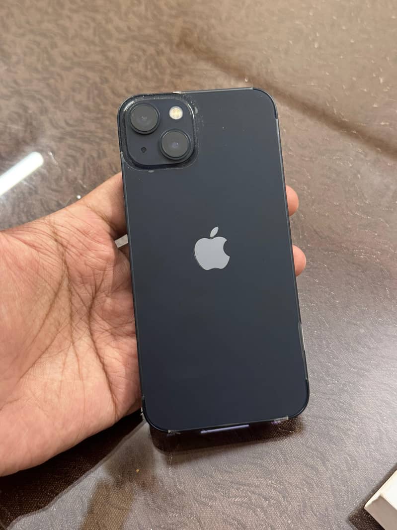 Apple iPhone 13 3