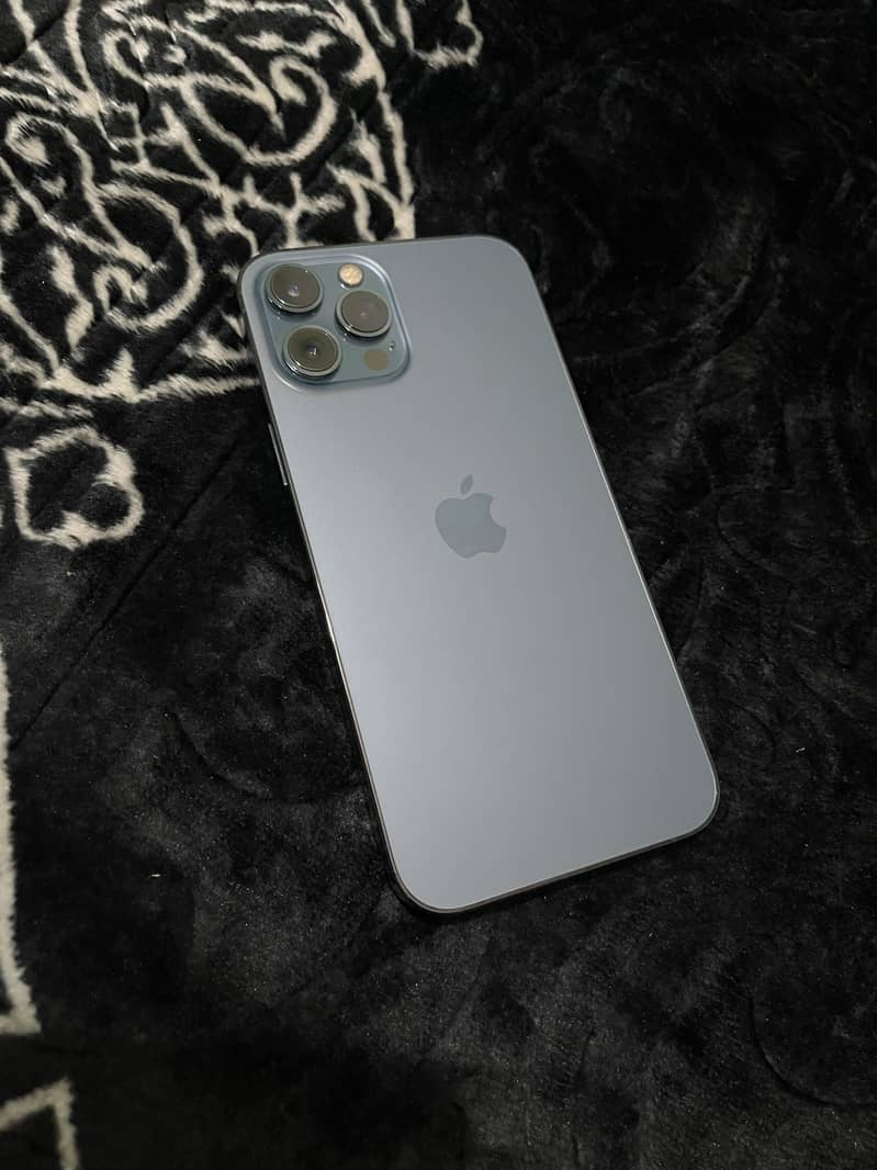 Apple iPhone 12 Pro Max 2