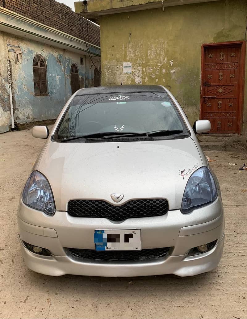 Vitz 2004 1.3 3