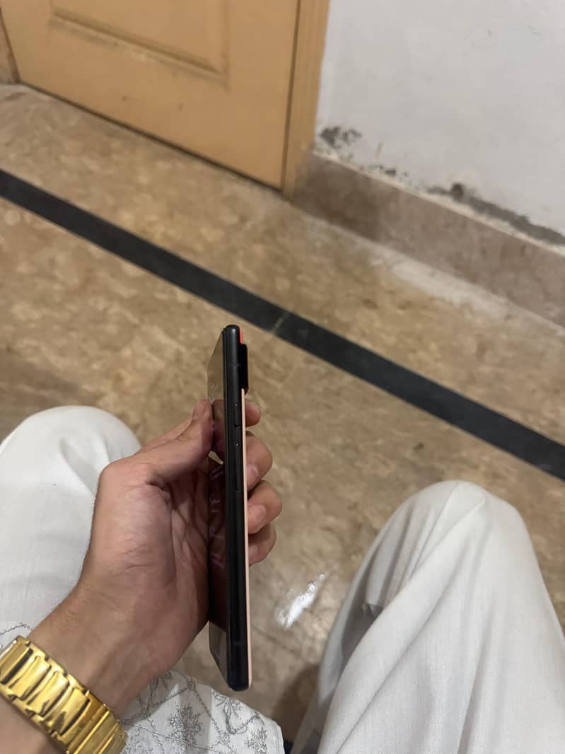 Google Pixel 6 5