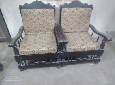 chabti wala sofa old