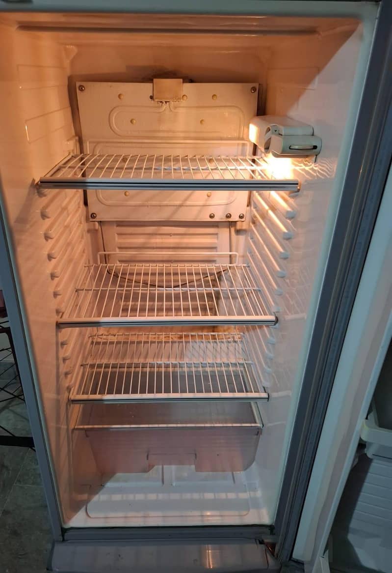 Dawlance Refrigerator 2