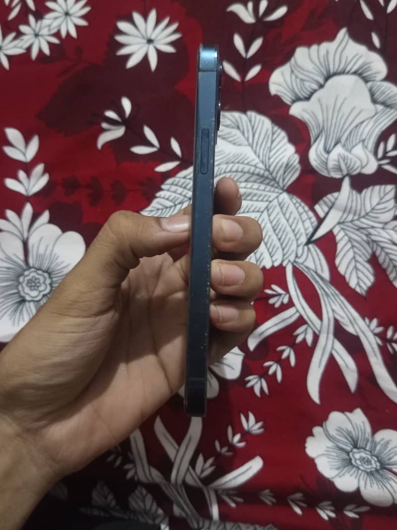 Apple iPhone 12 Pro 5