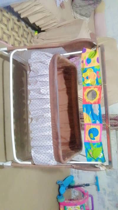 baby swing iron full good condition
