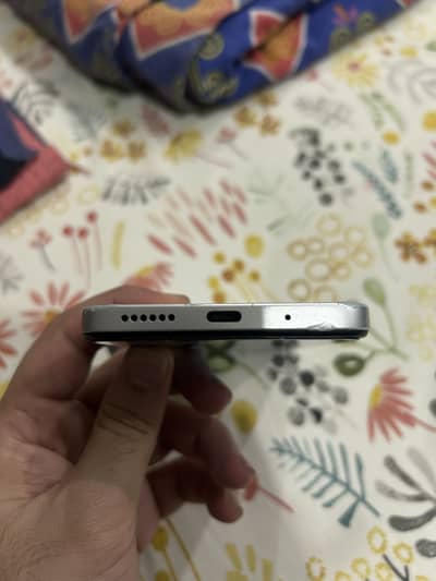 Xiaomi Redmi 12 8+4Ram 128gb